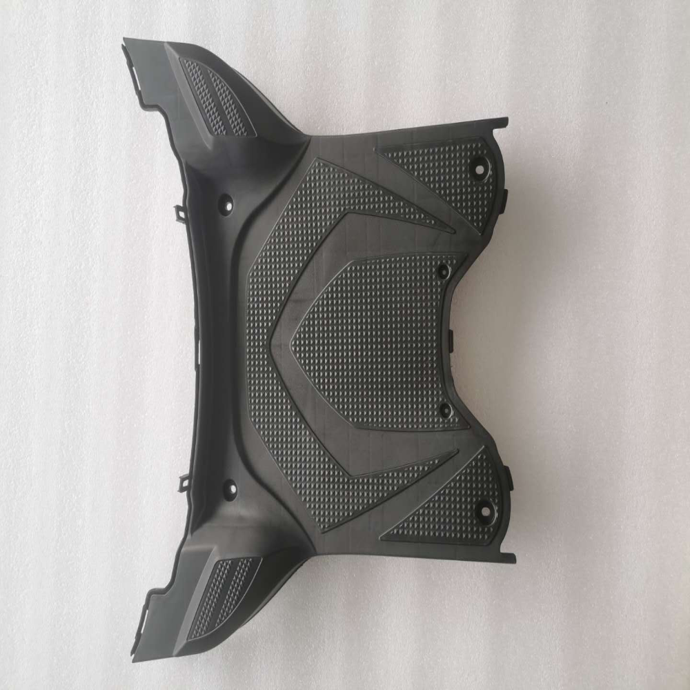 Kontio Motors SilverFox Four 2.0 Jalkatilan lattiamuovi