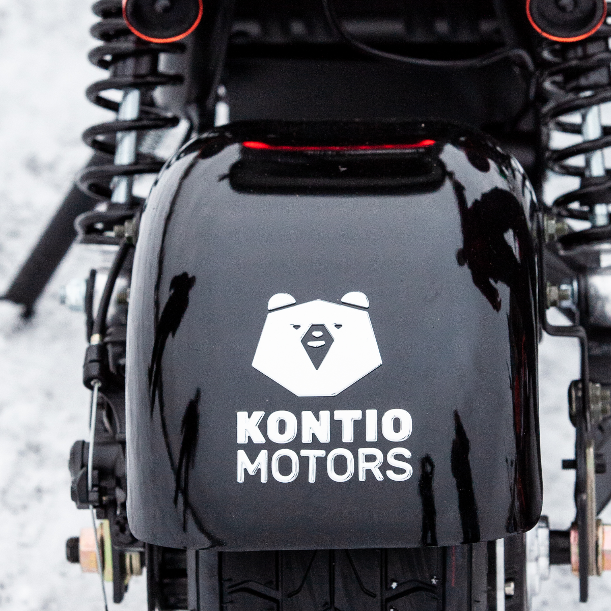 Kontio Motors Lasten Kruiser: Lokasuoja musta