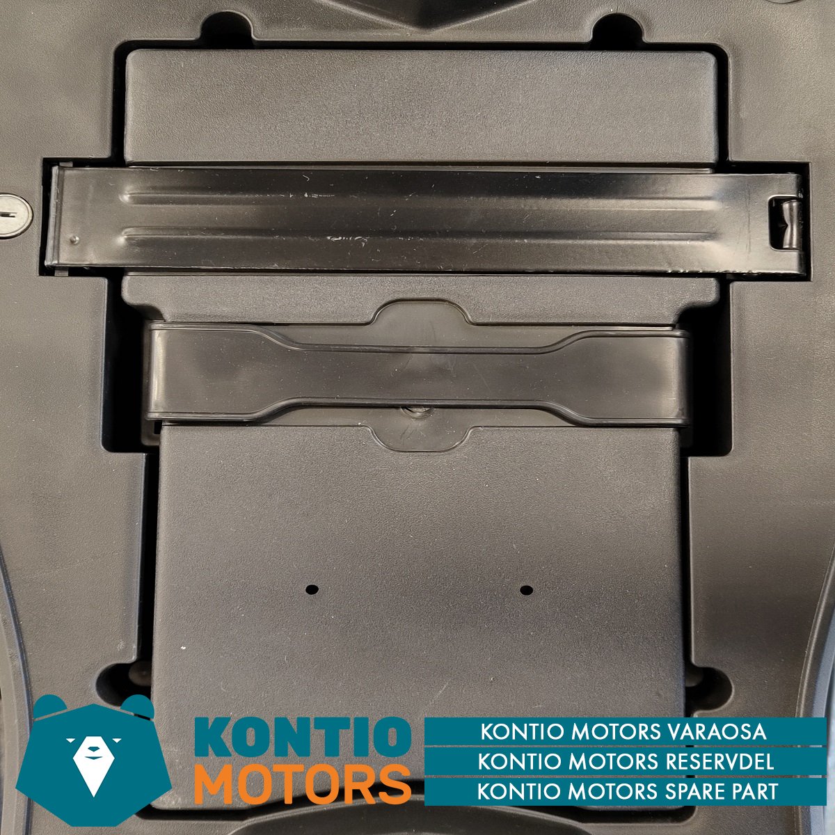 Kontio Motors e-Scooter 2.0: Akkujen laatikko jalkatilan alla